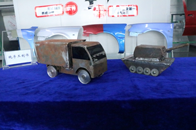 小坦克、貨車模型